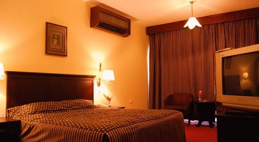 Abjad Crown Hotel Дубай